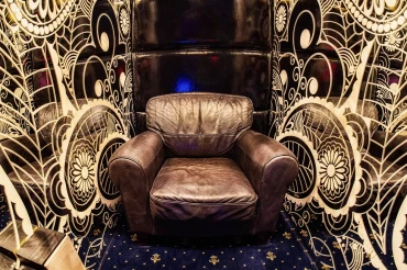 Интерьер стриптиз клуба